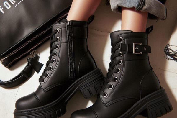 Forever 21 Black Chunky High Top Ankle Boots